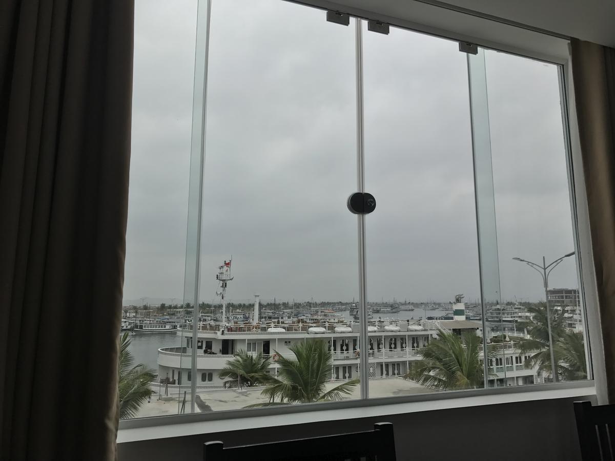 Sunsea Hotel Ha Long Bagian luar foto