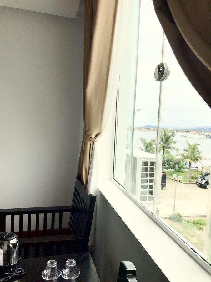 Sunsea Hotel Ha Long Bagian luar foto
